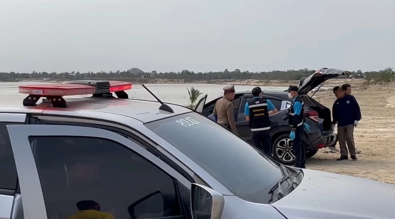 สาว 38 รมควันฆ่าตัวตายในรถยนต์ ญาติเผยพูดเป็นลางก่อนลาโลก