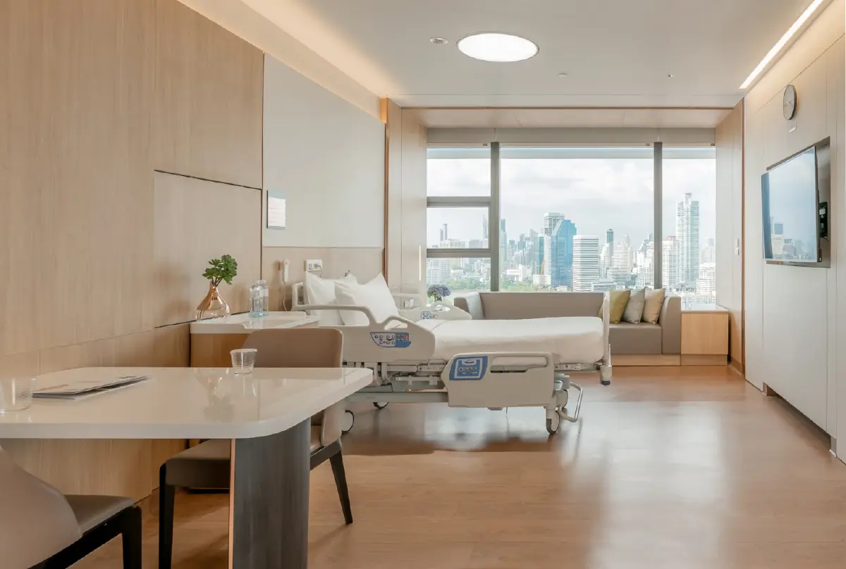 เลือกเทคโนโลยีใหม่ เพื่อการมองเห็นชัดยิ่งกว่า เมดพาร์ค นำ SMILE® pro รักษาสายตาสั้น เอียง