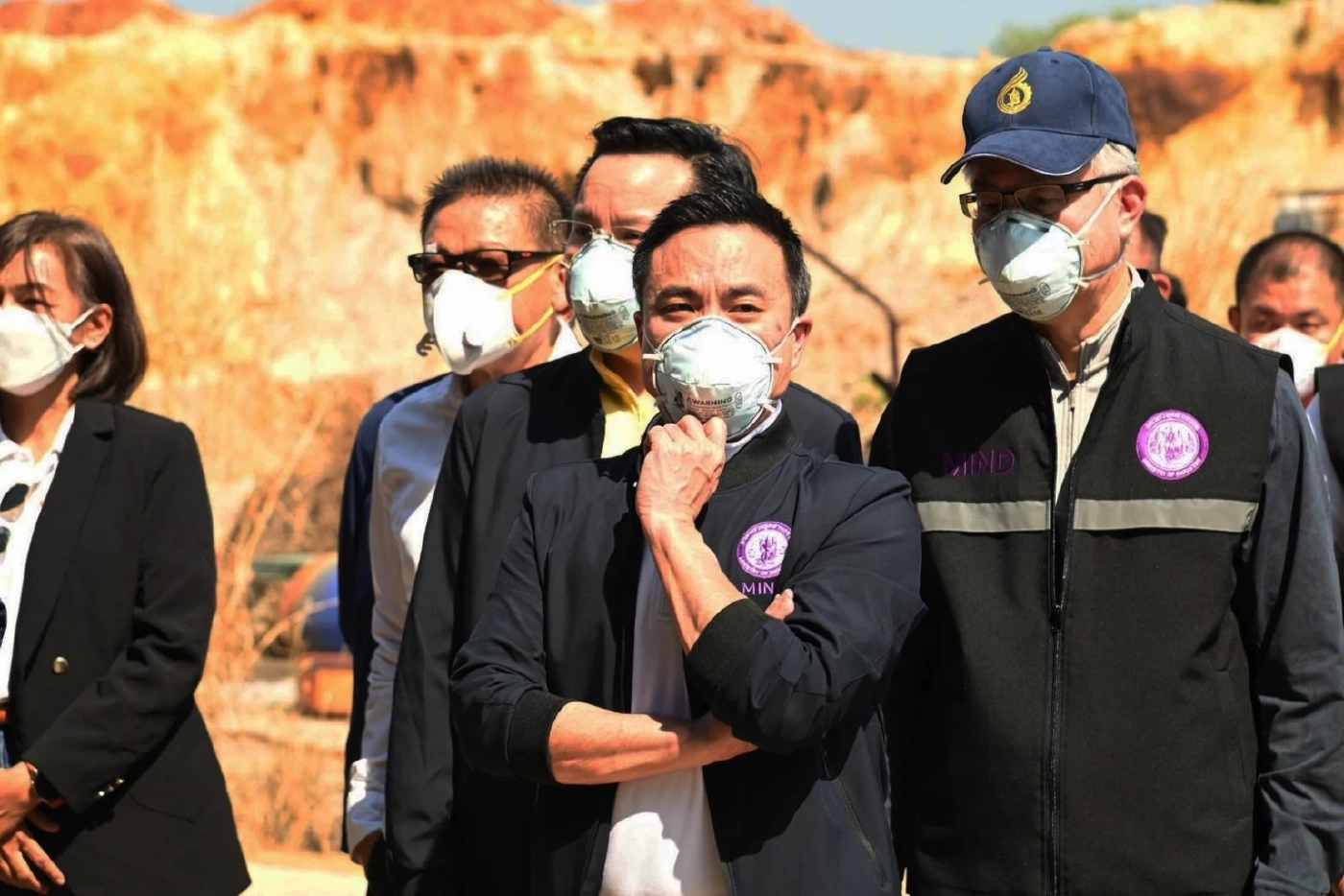 "เอกนัฏ" ลงพื้นที่โรงงาน วิน โพรเสส ระยอง เร่งเคลียร์กากสารพิษ (มีคลิป)