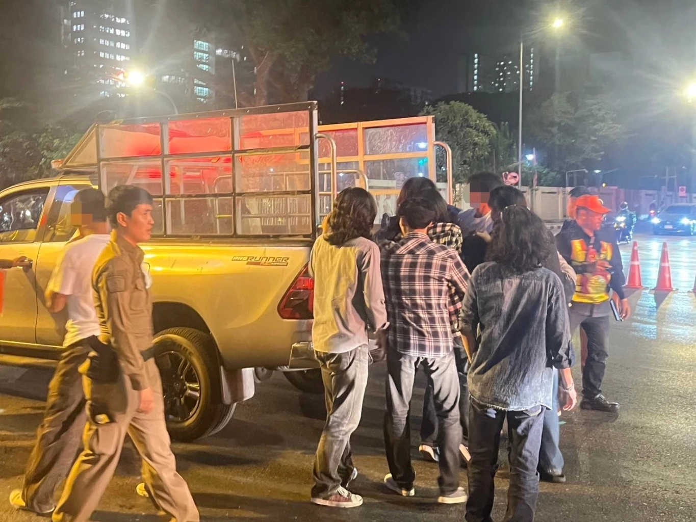 แกะรอย เร่งล่ามือมืดรัว 5 นัด "นักศึกษาอุเทน" สาหัส จับตาสางแค้น "วันบลูเดย์"