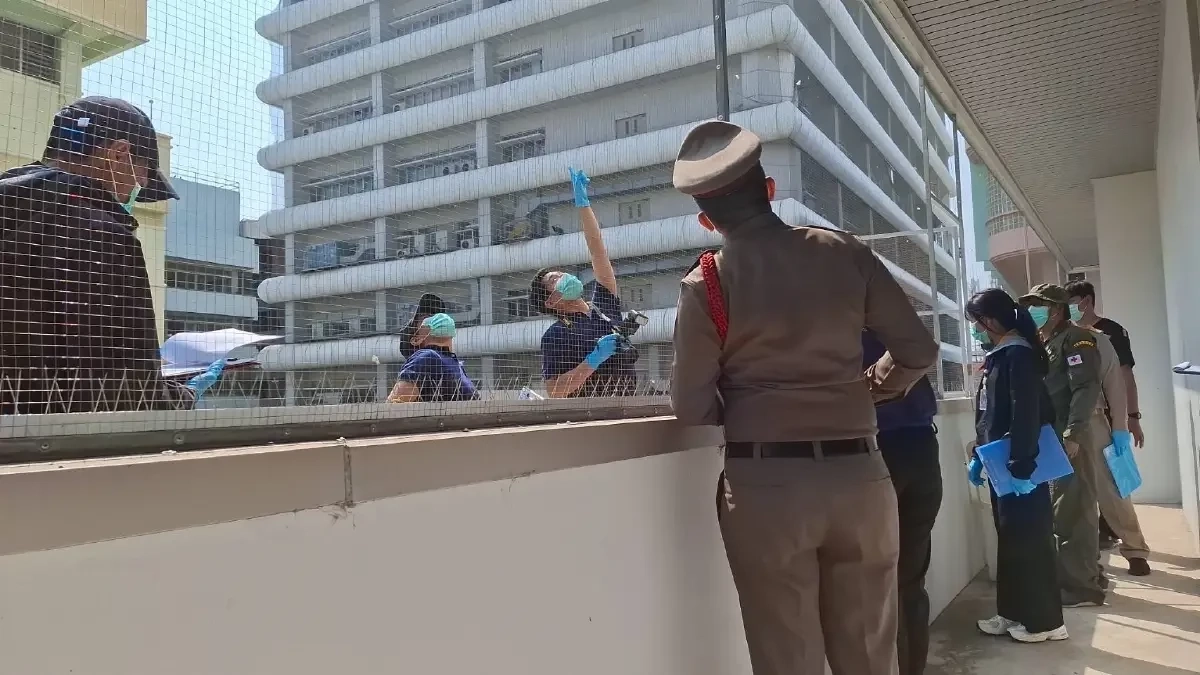 รพ.ปทุมธานี แจงเหตุสาวดิ่งตึกหลังเพิ่งคลอดลูกแฝด สั่งคุมเข้มอย่าให้มีอีก