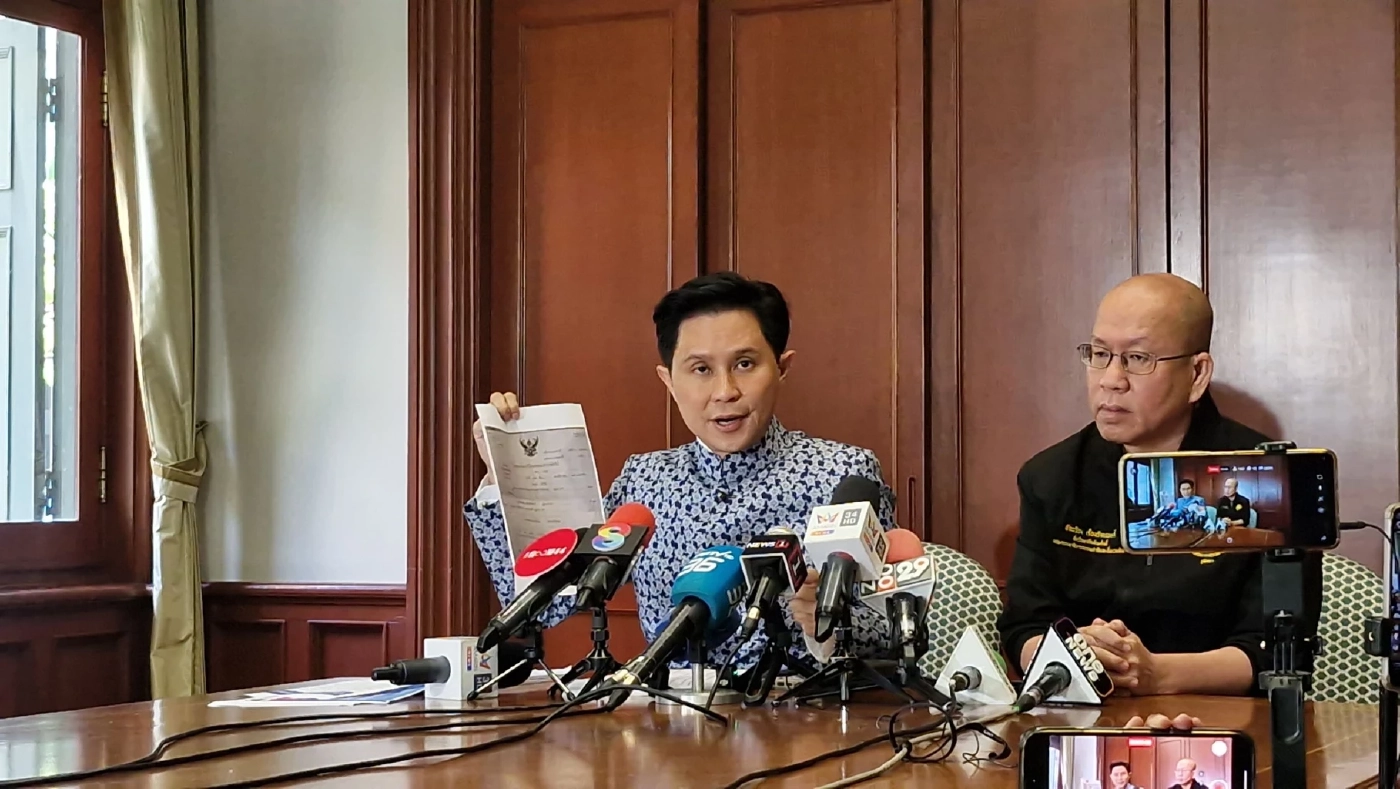 “ปานเทพ” เตือน “ทนายตุ๋ย” รับเอฟเฟค หลังร้องจำลองเหตุ “แตงโม” ละเมิดศาล