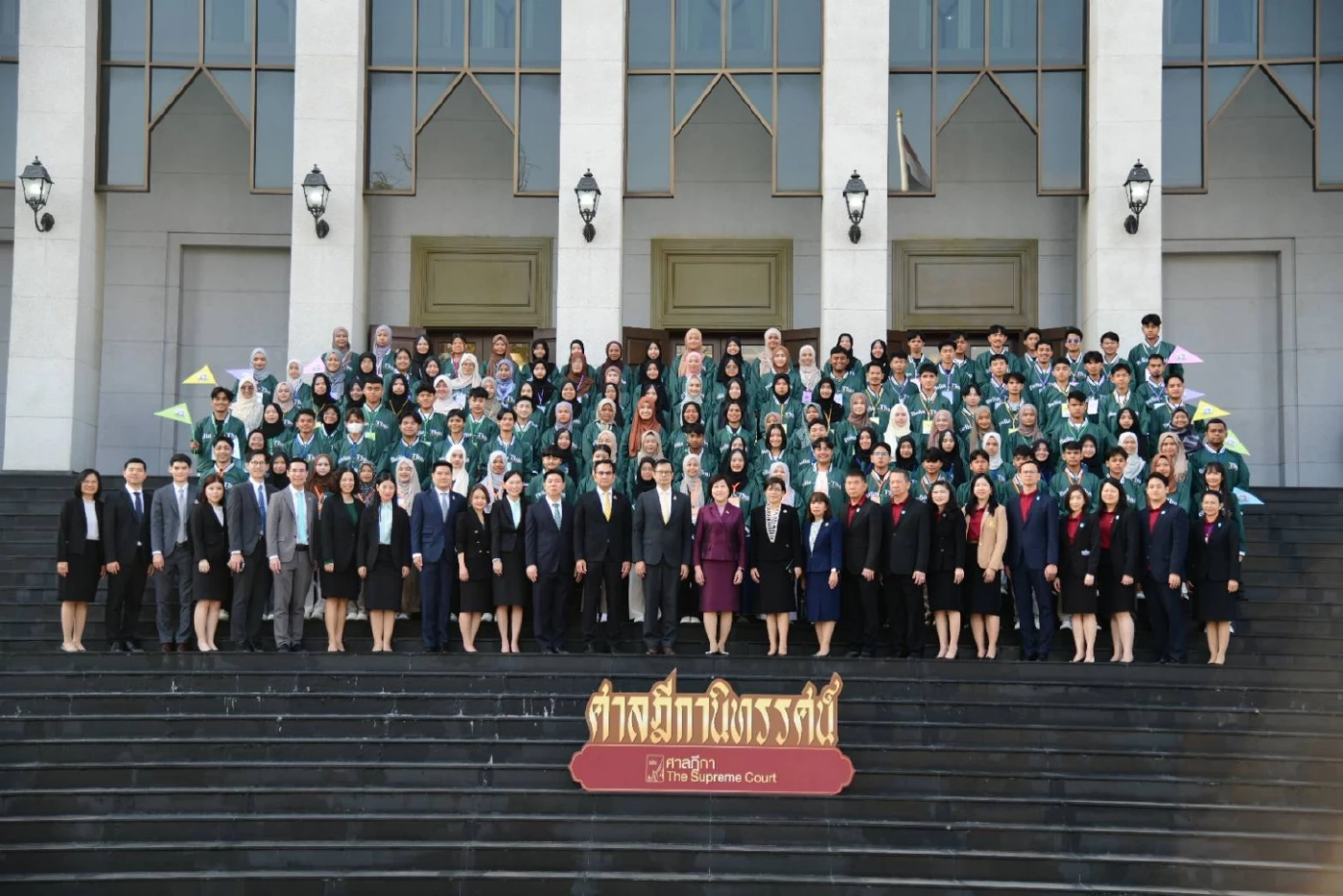 "ประธานศาลฎีกา" เปิดโครงการ "เยาวชนไทย หัวใจเดียวกัน" รุ่นที่ 9 (มีคลิป)