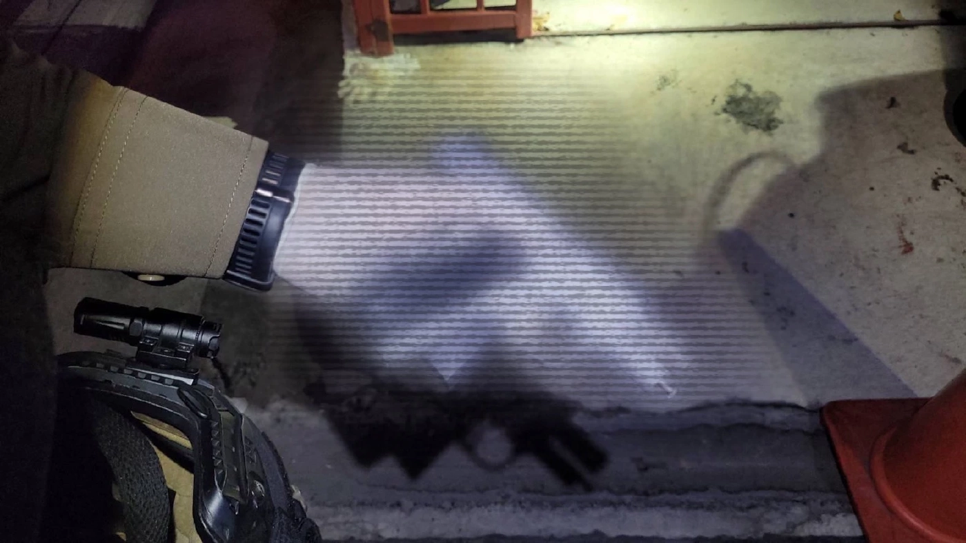 อดีตสามีหึงโหด ควงปืนบุกบ้านสางแค้น โดนชายคนใหม่ของอดีตภรรยา รัวยิงดับ