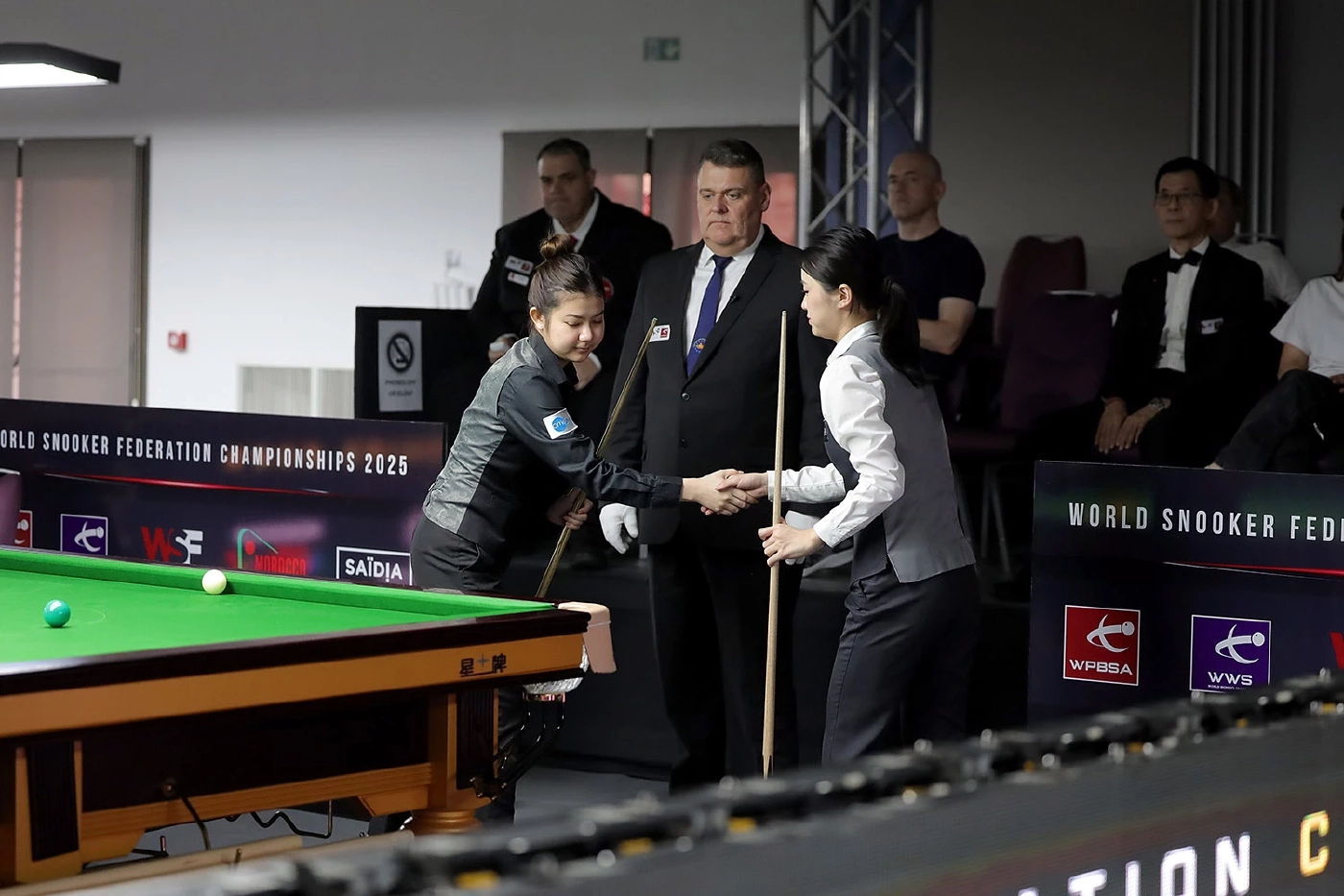 "มิ้งค์ สระบุรี" พลิกโค่นแชมป์โลก ซิวแชมป์สนุกเกอร์อาชีพหญิงที่โมร็อกโก