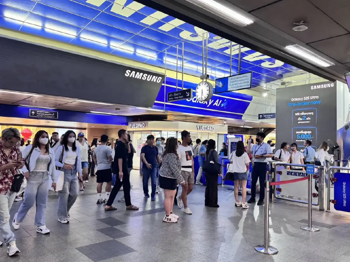 รถไฟฟ้าฟรีวันแรก ดันผู้โดยสารพุ่ง 45%