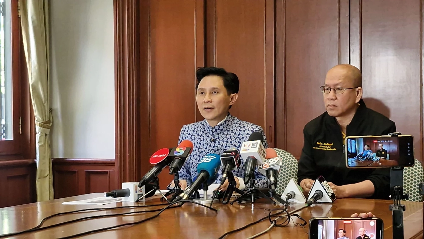 “ปานเทพ” เตือน “ทนายตุ๋ย” รับเอฟเฟค หลังร้องจำลองเหตุ “แตงโม” ละเมิดศาล