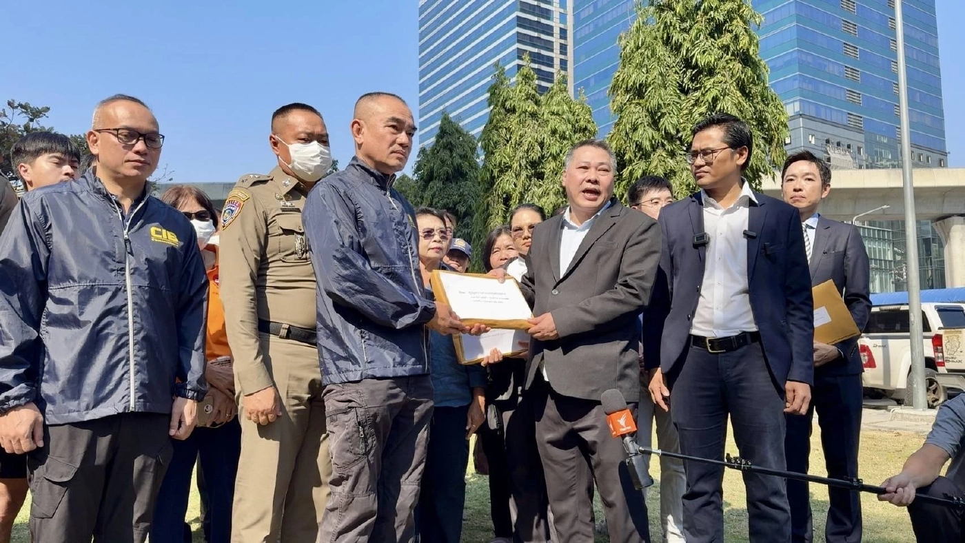 ผู้เสียหายร้อง บช.ก. เอาผิด "OPPO - realme" หลังติดตั้ง "แอปเงินกู้"