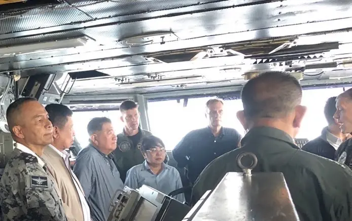 "ภูมิธรรม" ขอบคุณ ทร.สหรัฐฯ ที่เชิญไปดูแสนยานุภาพ "เรือ USS Carl Vinson"