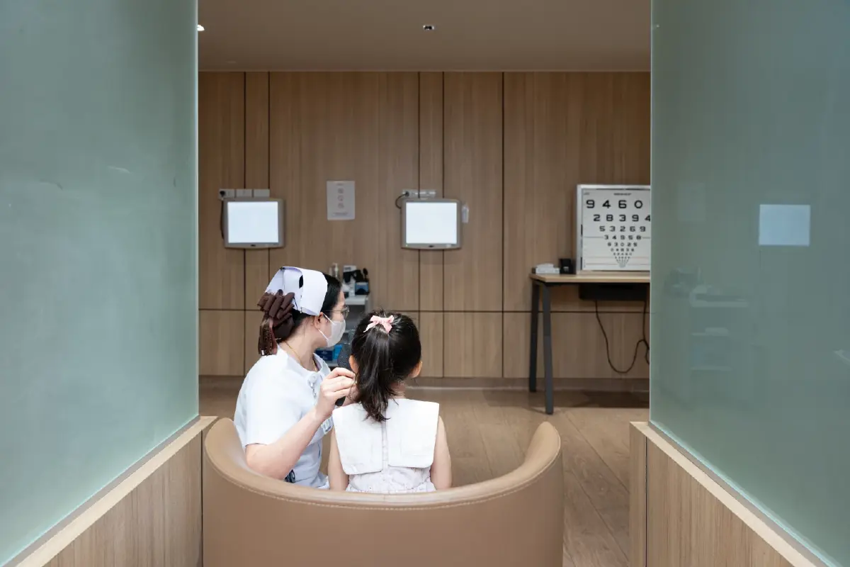 เลือกเทคโนโลยีใหม่ เพื่อการมองเห็นชัดยิ่งกว่า เมดพาร์ค นำ SMILE® pro รักษาสายตาสั้น เอียง