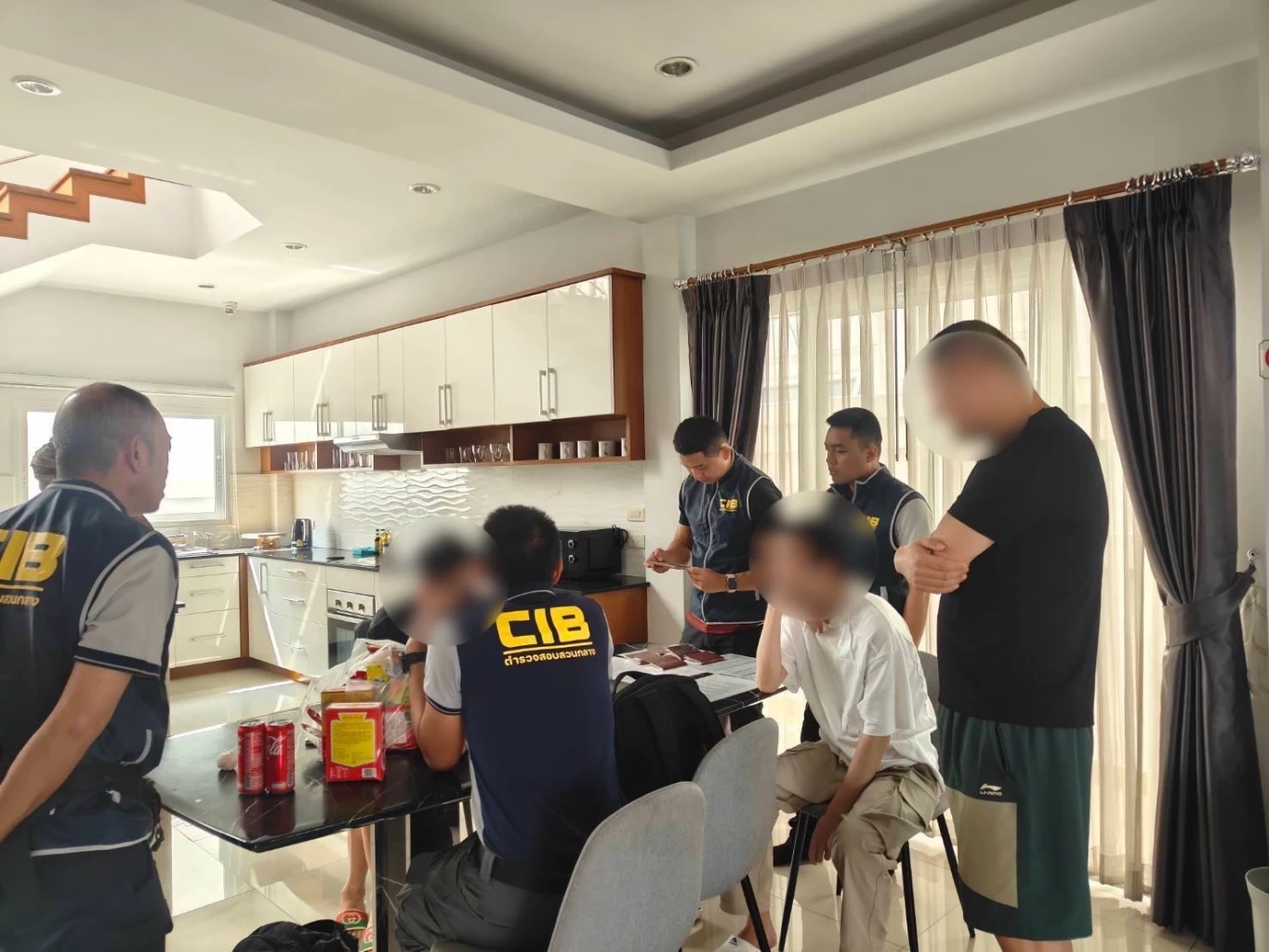 "ทลายมังกรเทาชลบุรี" ฟอกเงินเครือข่ายแก๊งคอลเซ็นเตอร์