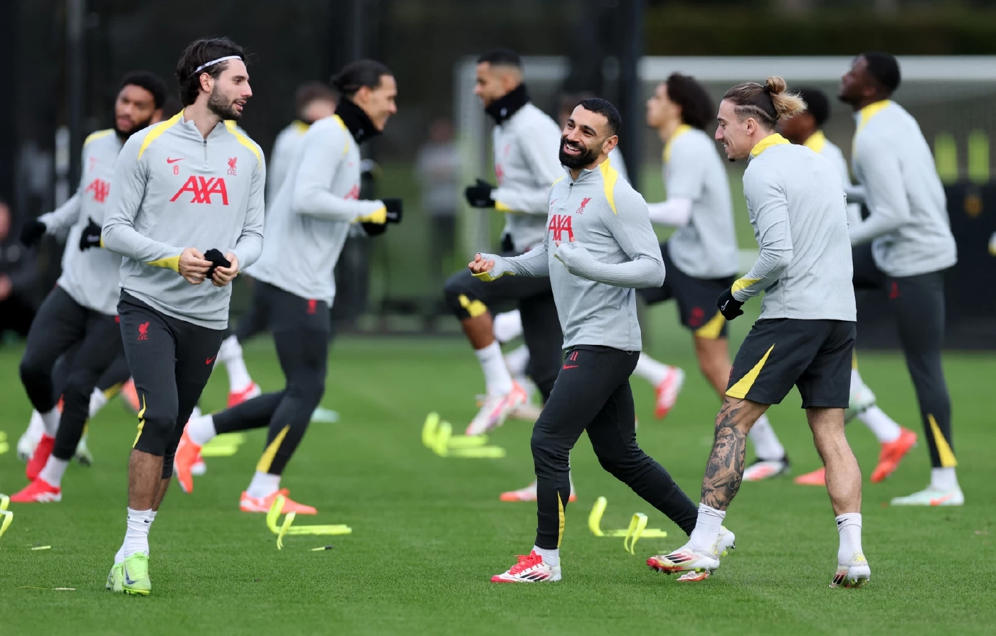 "พีเอสวี พบ ลิเวอร์พูล" ศึก แชมเปี้ยนส์ลีก คืนนี้ เช็กความพร้อม-ช่องดูบอลสด