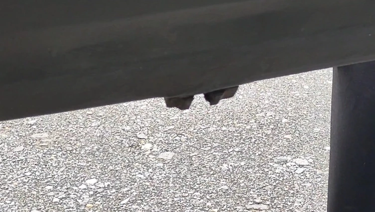 คลิปนาที นักเรียน ป.1 ตกจากรถตู้กลางแยกบาดเจ็บ คนขับเผยสาเหตุ อัปเดตอาการ