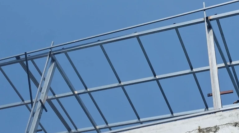 ด่วน! ไฟฟ้าแรงสูงช็อต 3 คนงาน เจ้าของตึกเตือนผู้รับเหมาแล้ว แต่คำตอบทำเอางง