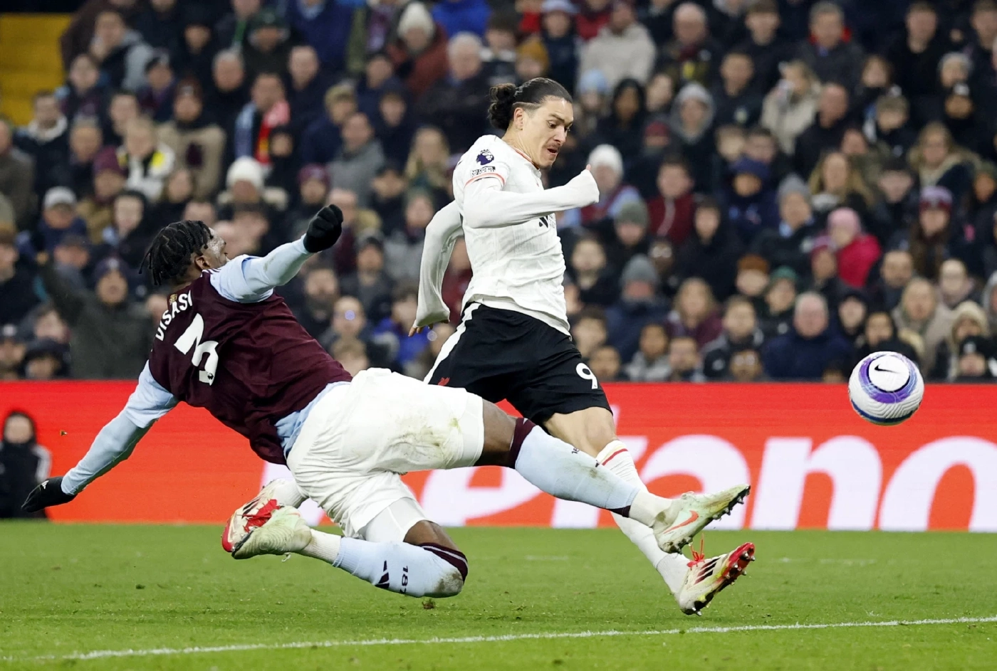 เก็บตก พรีเมียร์ลีก "ลิเวอร์พูล" เจ๊า "วิลล่า" พร้อมตารางคะแนนล่าสุด