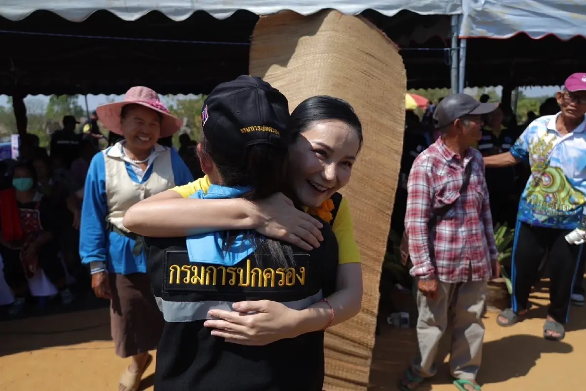 "รมว.นฤมล" ลงพื้นที่ จ.ขอนแก่น ติดตามก่อสร้างสะพาน คสล.