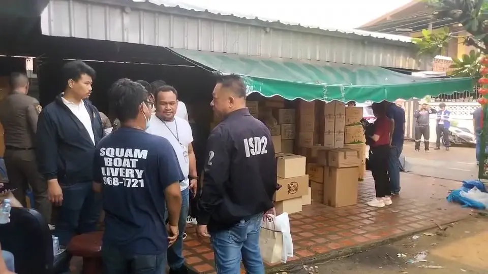 ตะลึง! โกดังซุกยาปลอม 100 ล้าน กระจายขายทั่วกรุง เจ้าของคนจีน