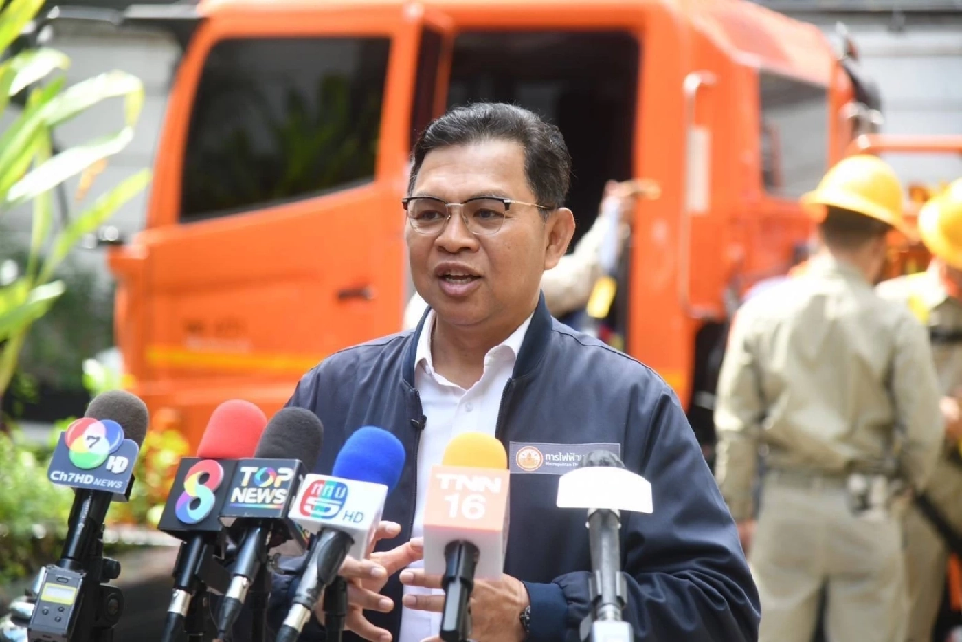 วิทยุไร้สาย! MEA จับมือภาคีเดินหน้ารื้อสายสื่อสาร ปักหมุด ถ.วิทยุเส้นแรกปี 68 เสริมทัศนียภาพเมืองมหานคร