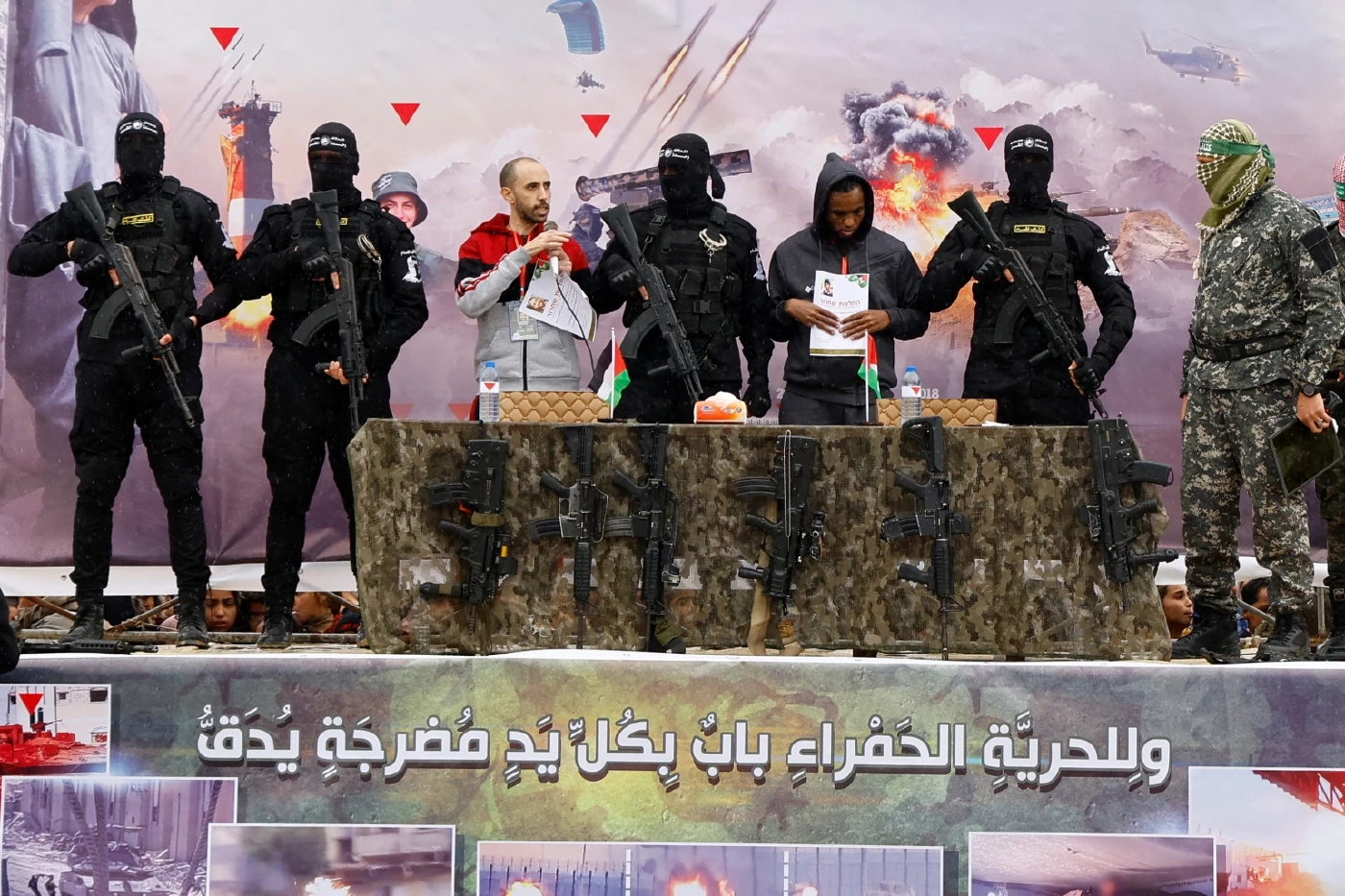 ฮามาสปล่อย 6 ตัวประกัน แต่อิสราเอลเลื่อนปล่อยนักโทษ 620 คน