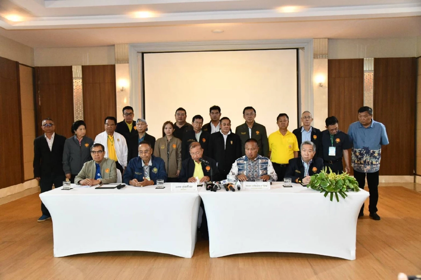 "ประธานวุฒิสภา" นำทีมแถลงด่วน โต้คดี "ฮั้วเลือก สว. 67"