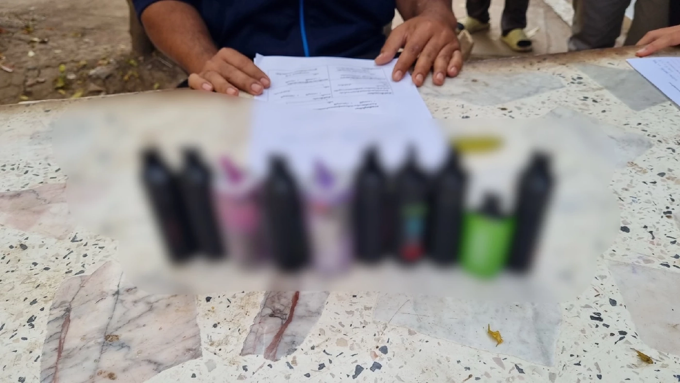 รวมเหตุเพื่อนรุม “ม.1” ในห้องน้ำ 2 ฝ่ายเล่าไม่ตรงกัน อึ้ง! ตร. ค้นเจอพอต