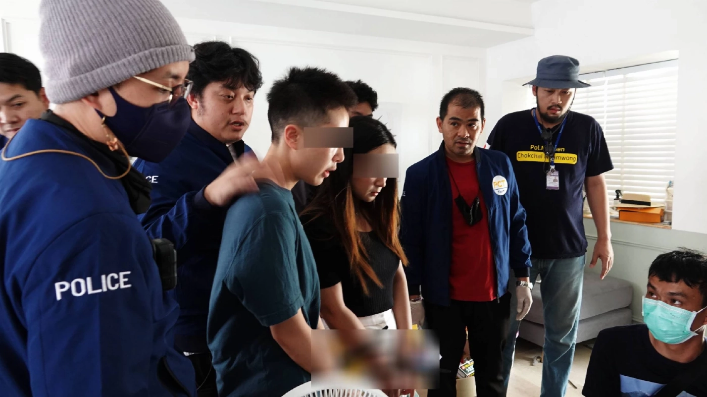 รวบบอสทอมหล่อ "ฟีลแฟนสแกมเมอร์" ระดับหัวหน้า พร้อมแฟนสาวอดีตครู