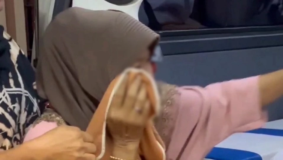 ทิ้ง จม.สั่งเสีย ก่อนแขวนคอ ข้างชุดแต่งงานสีแดงอดีตเมีย แม่ร่ำไห้เผยสาเหตุ