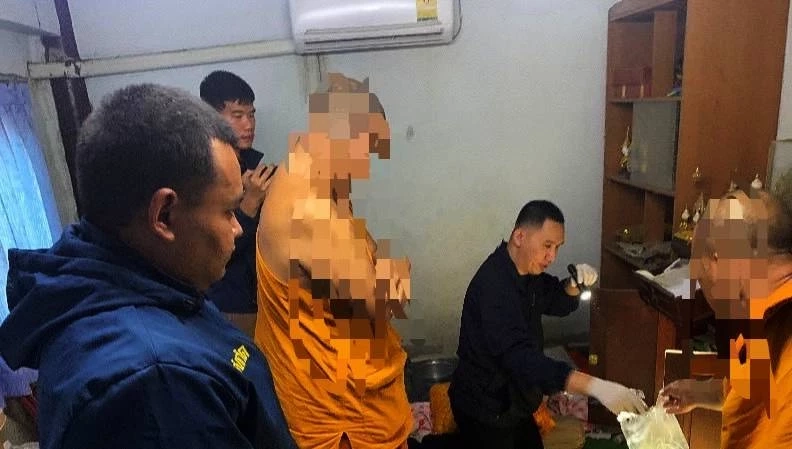 เสื่อมเพราะใคร! รวบเจ้าอาวาสวัดดังสุพรรณ ตุ๋ยเณรถ่ายคลิป