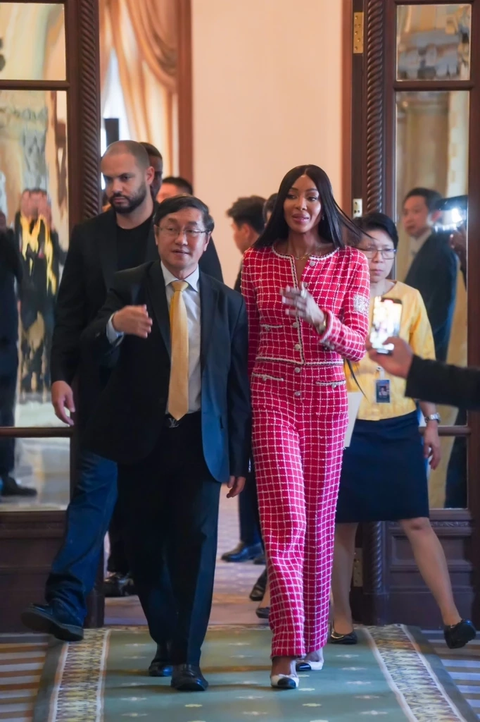 "นายกฯอิ๊งค์"  เปิดทำเนียบต้อนรับ “นาโอมิ แคมป์เบลล์” นางแบบดังระดับโลก