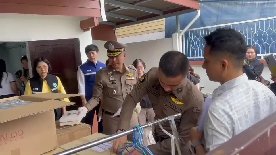 ตะลึง! โกดังซุกยาปลอม 100 ล้าน กระจายขายทั่วกรุง เจ้าของคนจีน