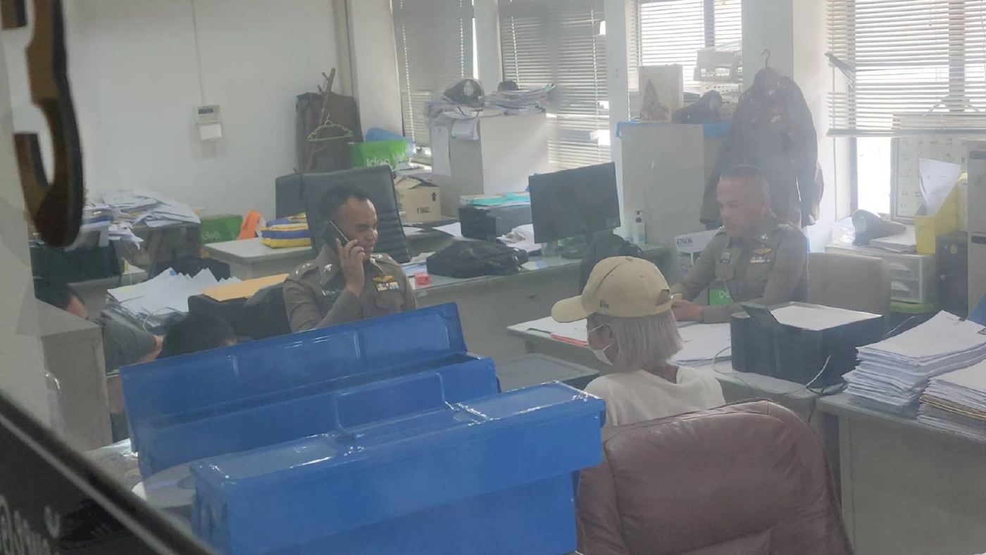 น.ส.อลิน โมเดลลิ่งที่รับงานให้น้องไอ