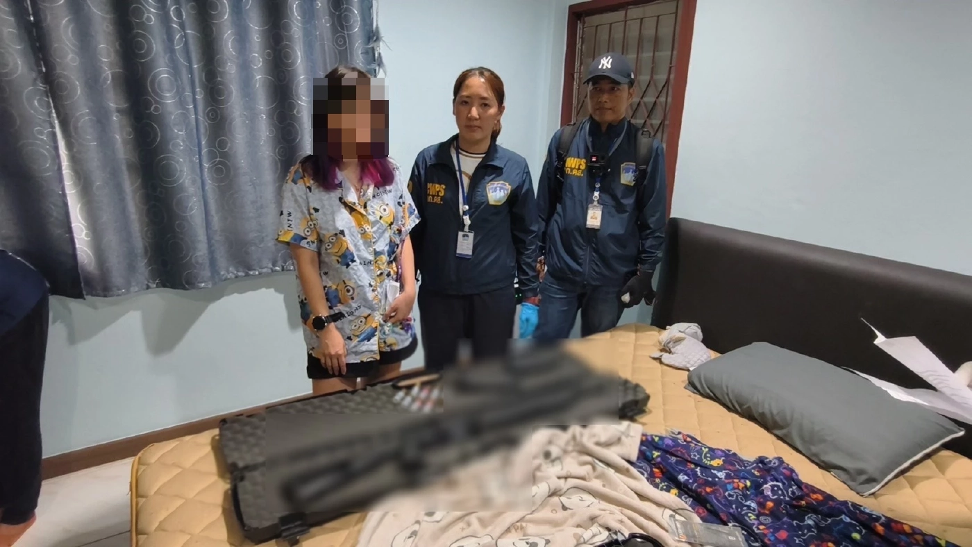 จับสาวค้า "พอตกัญชา" สารพัดสารมึนเมา ผ่านออนไลน์ ฟันเดือนละล้าน