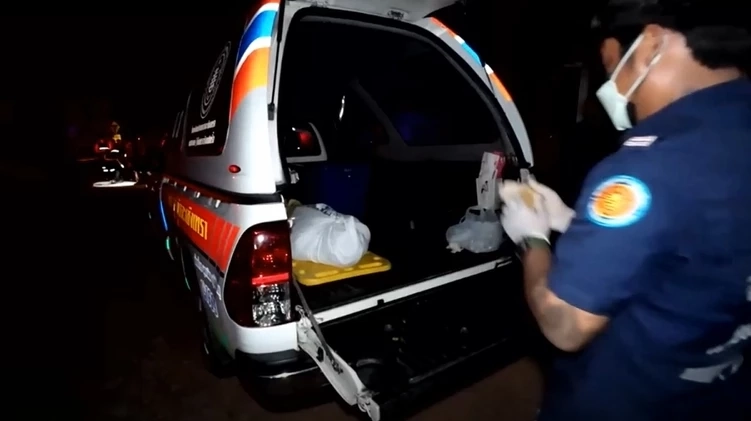 สลด! ง้ออดีตภรรยาไม่สำเร็จ ชักปืนจ่อยิง ก่อนยิงตัวตาย เปิดโพสต์สั่งเสีย