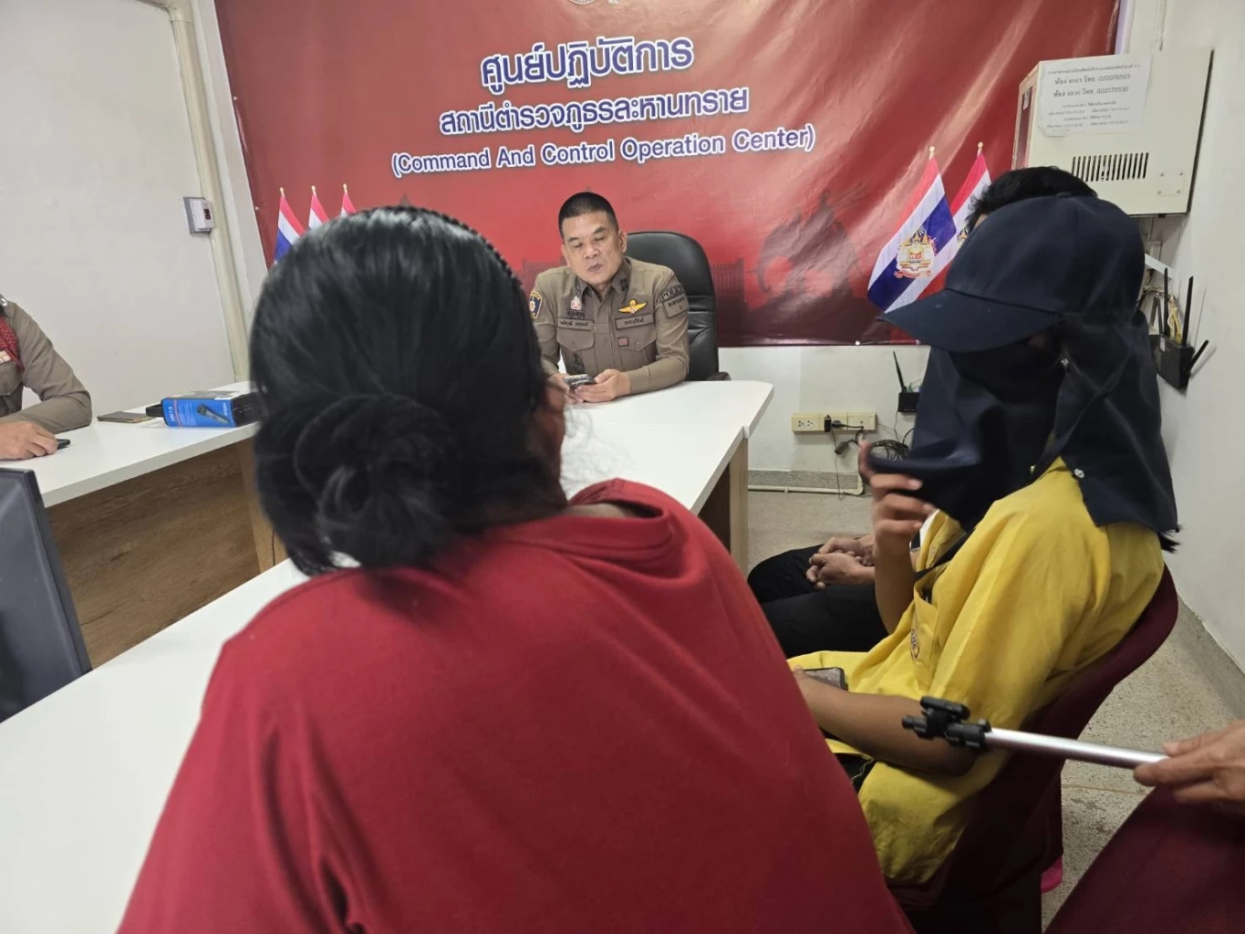 รวมเหตุเพื่อนรุม “ม.1” ในห้องน้ำ 2 ฝ่ายเล่าไม่ตรงกัน อึ้ง! ตร. ค้นเจอพอต