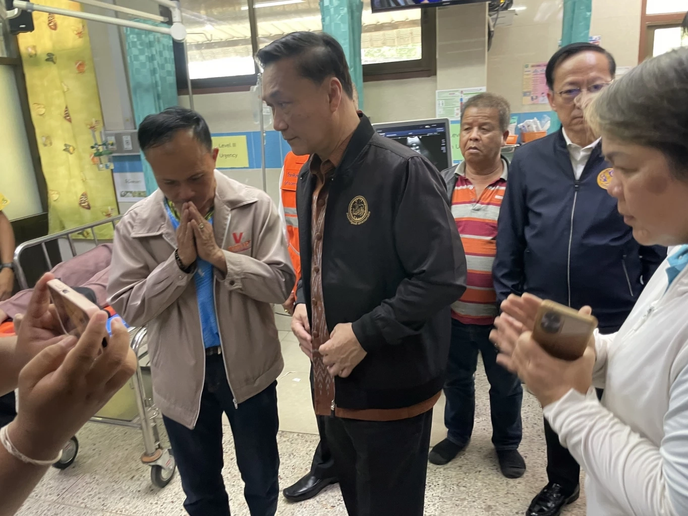 ทรงศักดิ์ ทองศรี  รมช.มหาดไทย 