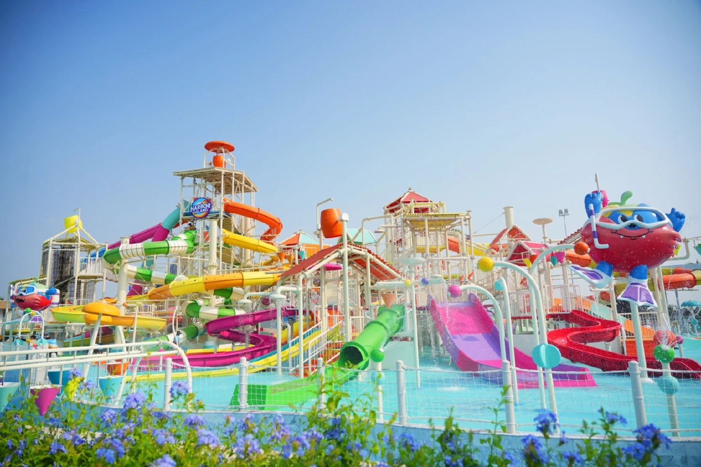 “เดอะมอลล์-ฮาร์เบอร์แลนด์” เปิดตัว MEGA HARBORLAND AQUA WORLD” สวนน้ำลอยฟ้าใหญ่ที่สุดในไทย