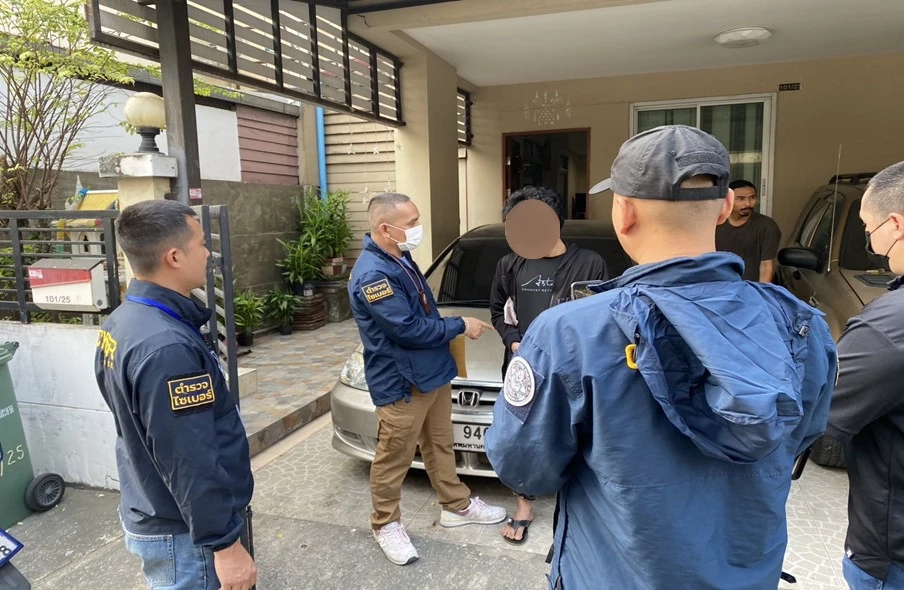 “แก๊งOreo” ฉ่ำๆ ตร.ไซเบอร์ จับเพิ่มมือเจาะทะเบียนราษฎร์ เจอซุกทั้งปืน-ไอซ์