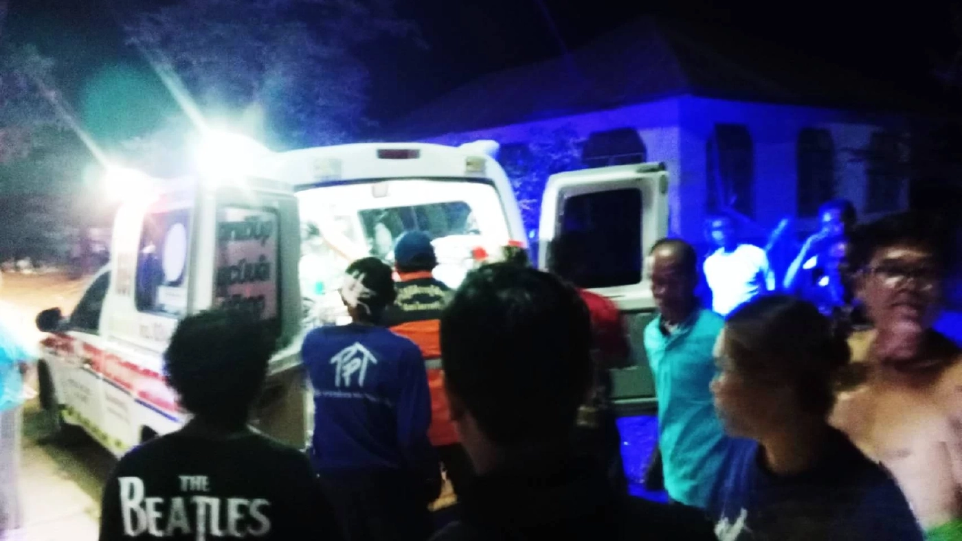 ง้อเมียไม่สำเร็จ ! ผัวคลั่งบุกจ้วงเมีย-ญาติ บาดเจ็บ 4 ราย