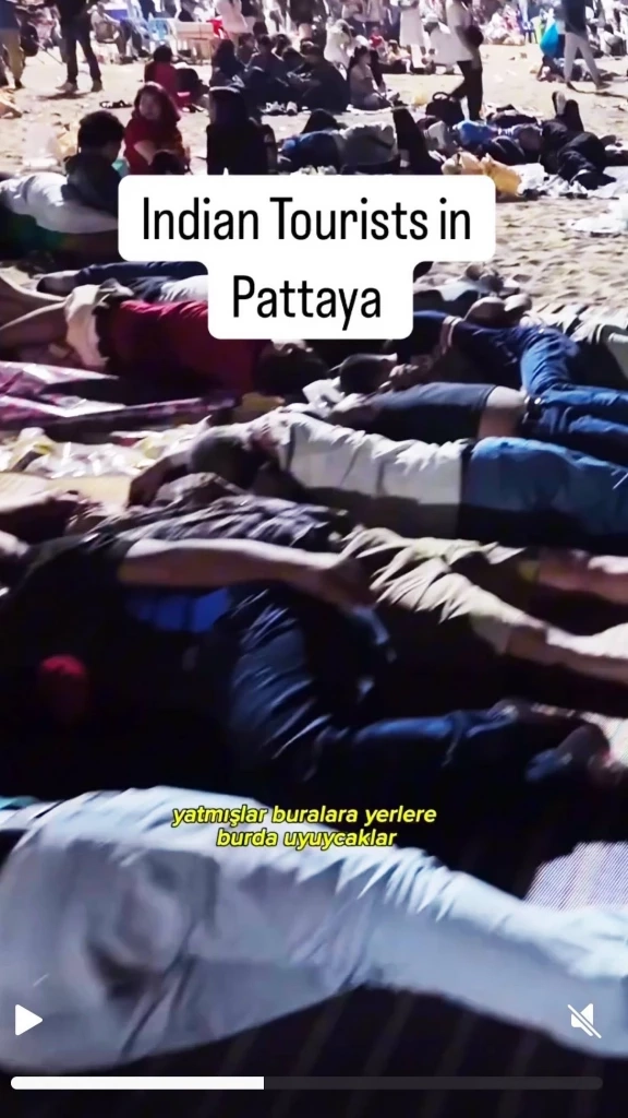 วิจารณ์ยับแขกยึดหาด! คลิปนักท่องเที่ยว นอนเกลื่อนพัทยา (มีคลิป)