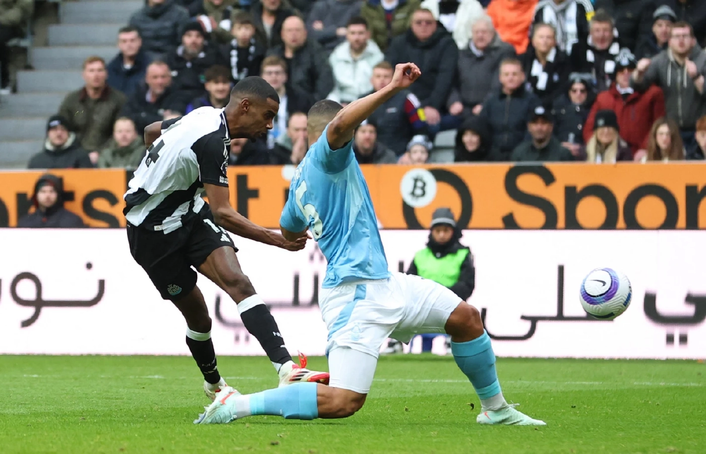 เก็บตก พรีเมียร์ลีก "ลิเวอร์พูล" จ่อคว้าแชมป์ หลังบุกอัด "แมนฯ ซิตี้"