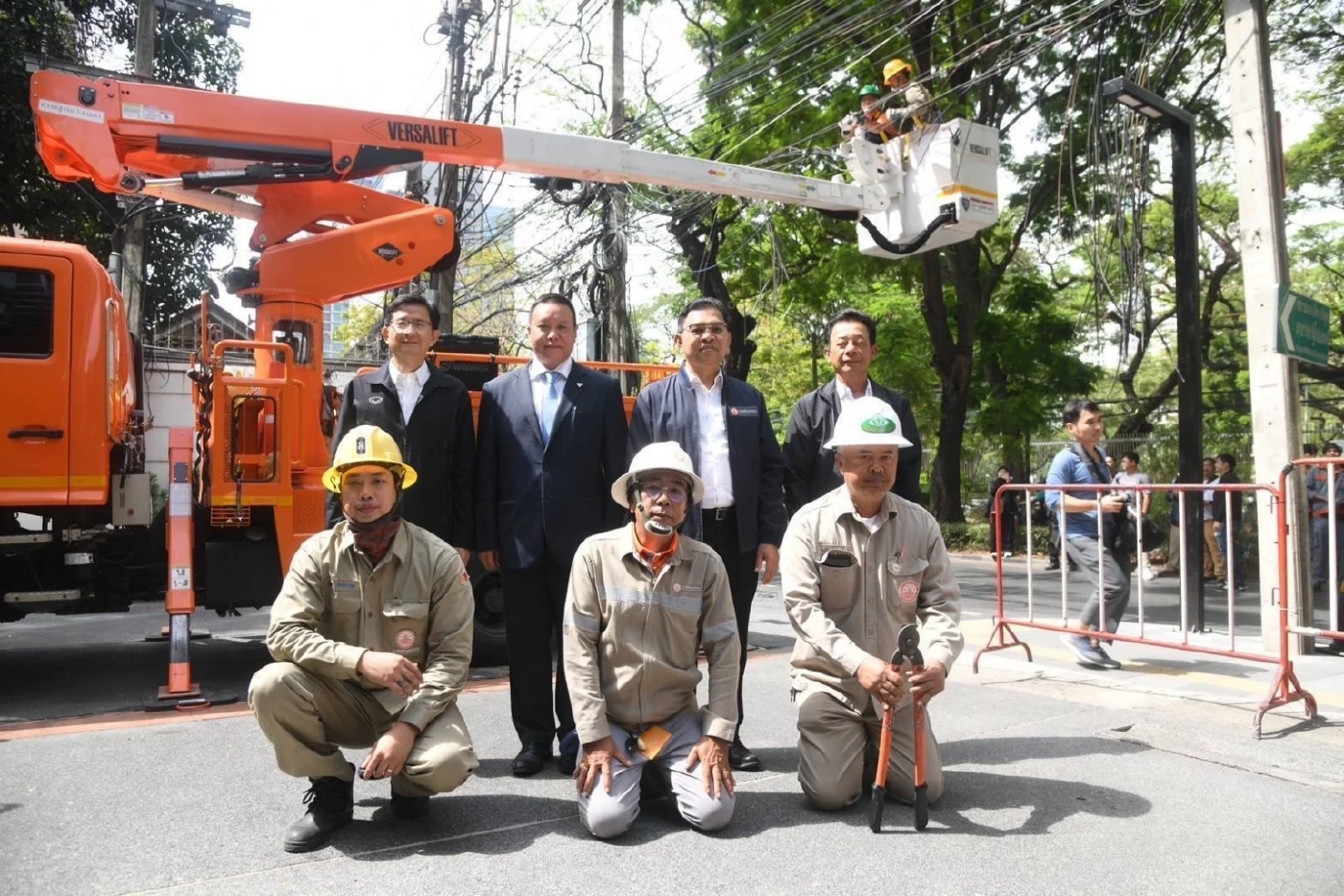 วิทยุไร้สาย! MEA จับมือภาคีเดินหน้ารื้อสายสื่อสาร ปักหมุด ถ.วิทยุเส้นแรกปี 68 เสริมทัศนียภาพเมืองมหานคร