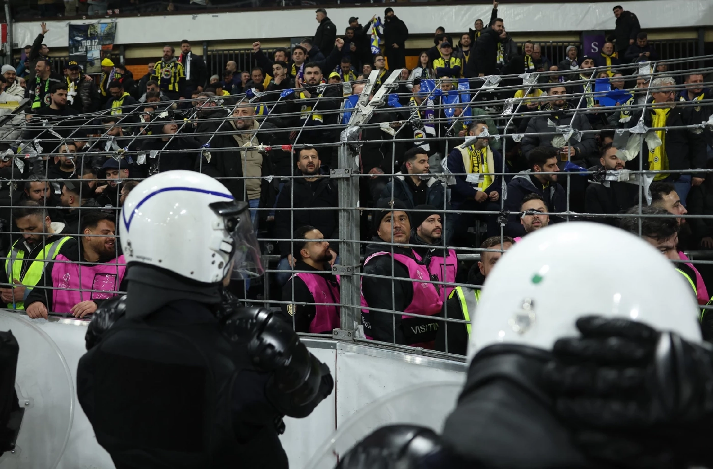 สรุป ยูโรปาลีก เพลย์ออฟ "โรม่า" เฉือน "ปอร์โต้" และเส้นทางรอบ 16 ทีม