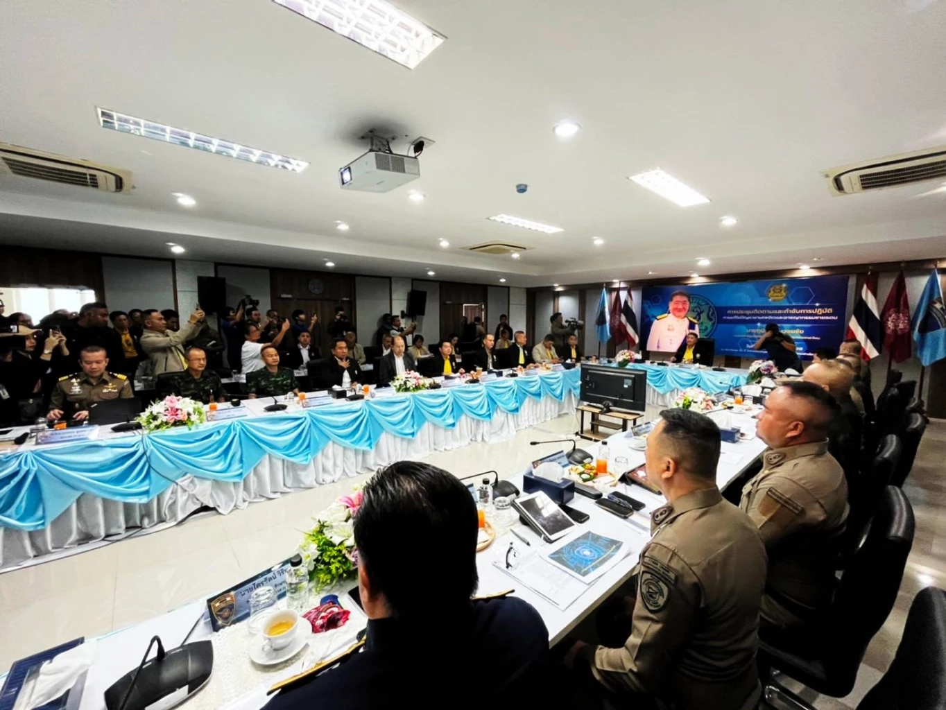 "ภูมิธรรม" เตรียมรับ "61 เหยื่อ แก๊งคอลเซ็นเตอร์" ปล่อยตัววันนี้