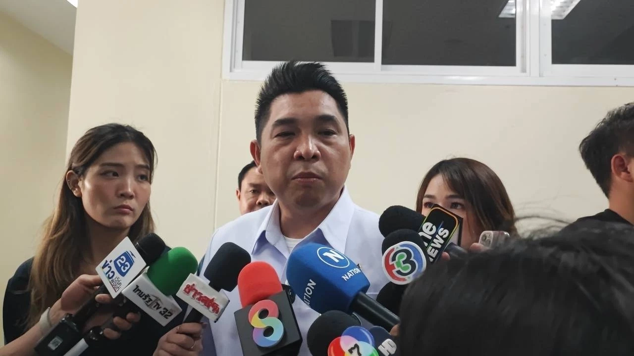 ดร.ธนกฤต จิตรอารีย์รัตน์ ผู้ช่วยรัฐมนตรีประจำกระทรวงสาธารณสุข 