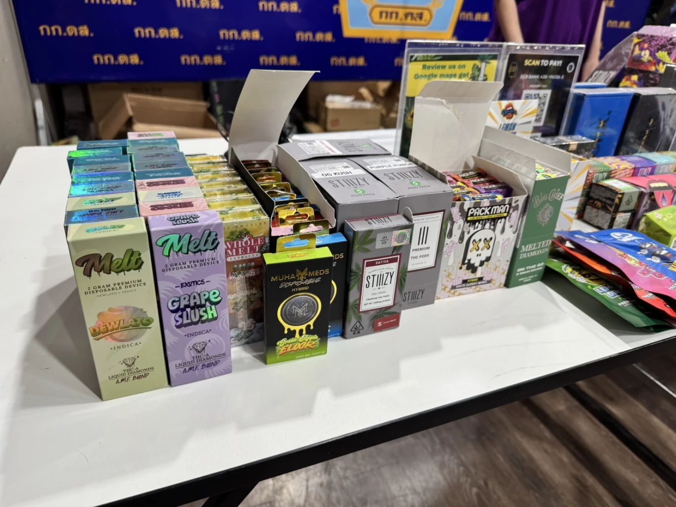 จับสาวค้า "พอตกัญชา" สารพัดสารมึนเมา ผ่านออนไลน์ ฟันเดือนละล้าน