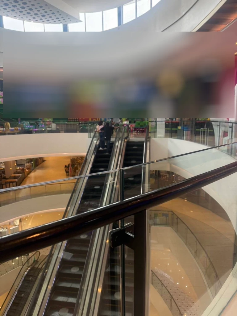 หญิง 11 ขวบ ถูกขืนใจในสวนสนุกห้างดัง พ่อแม่เอาเรื่องถึงที่สุด