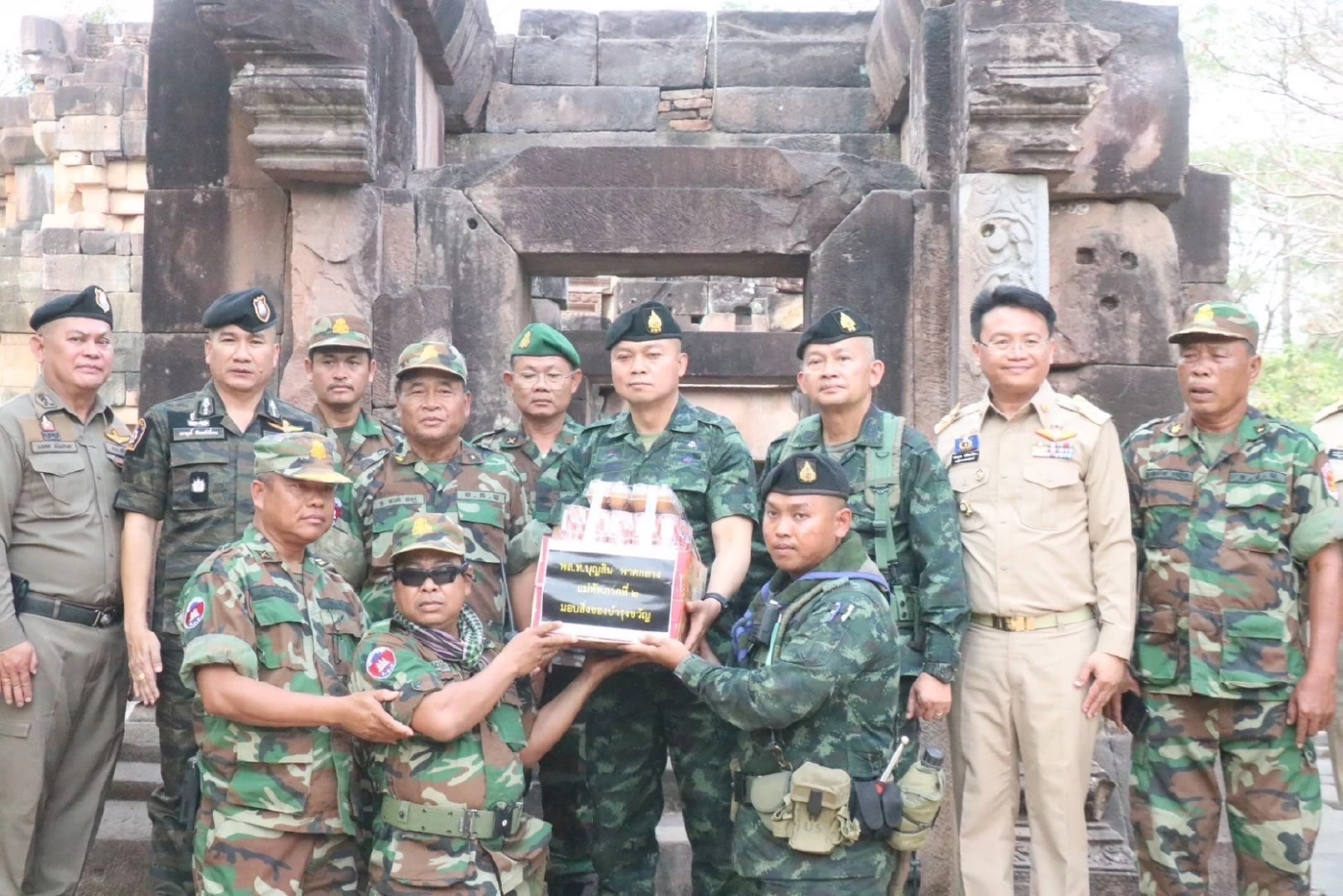 "แม่ทัพภาค 2" ตรวจเยี่ยม กกก.สุรนารี สร้างกำลังใจ ปราสาทตาเมือนธม