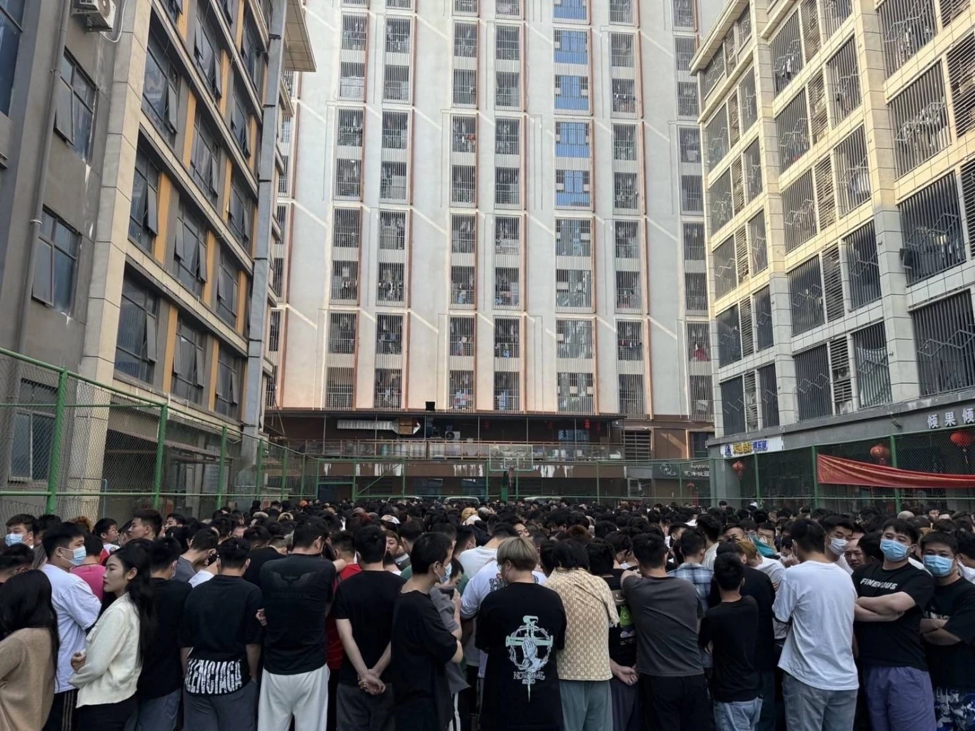 “หม่อง ชิต ตู่” นำกำลังทลายฐานจีนเทาเมียวดี ช่วยเหยื่อครึ่งพัน