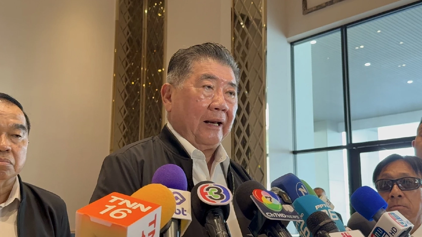 ภูมิธรรม เวชยชัย  รองนายกฯและรมว.กลาโหม 