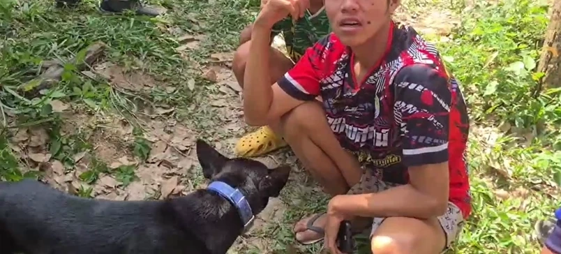 แค่หมากัดกัน! สารวัตรกำนันปืนดุ กระหน่ำยิงคู่บาดหมางตาย 1 เจ็บ 2